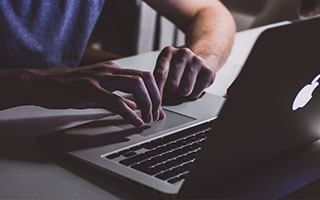 kaiyun-Karsa看Bin哥操作：吃了德芙巧克力这么丝滑，还在操作，别太帅啊Bin哥